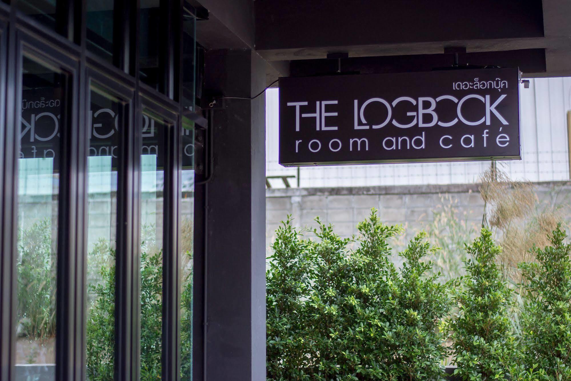 The Logbook Room And Cafe' Chonburi Extérieur photo